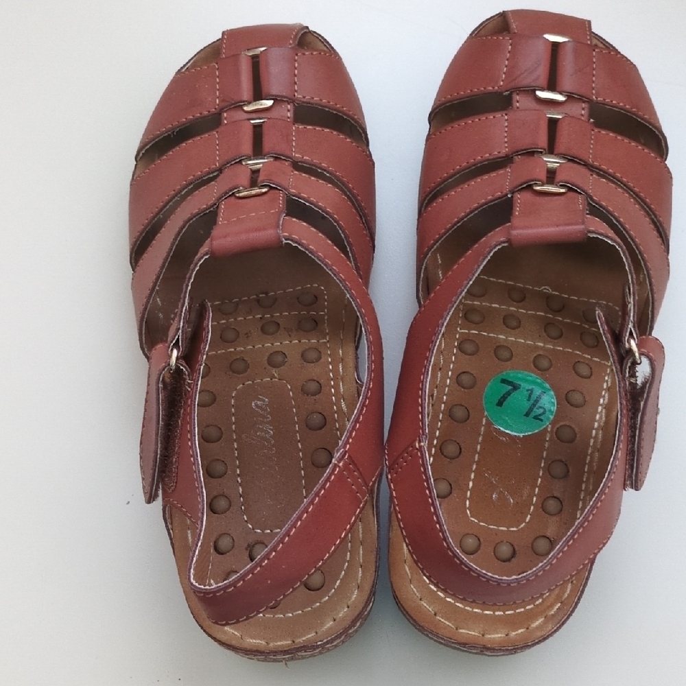 Brown Leather Closed-Toe Fisherman Sandals